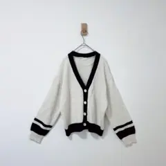 GU ジーユー　L バイカラーVネックカーディガン　白　黒　ブラック　ホワイト