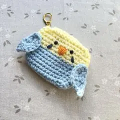 ミニポーチ　小物入れ　AirPodsケース　かぎ編み　編み物　セキセイインコ