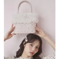 ３ＷＡＹショルダー付きパールビジュー装飾ファー×ハートキルティングバッグ ピンク