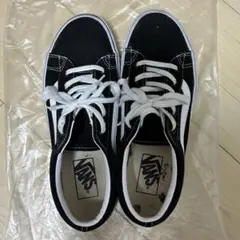 VANS OLD SKOOL オールドスクール ブラック ホワイト スニーカーのサムネイル