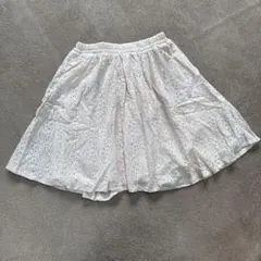 新品　フラワーレースミニスカート　アースミュージック&エコロジー