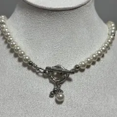 26.ホワイトパールネックレス シルバーマンテル装着付き