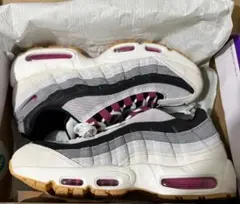 エアマックス95 SB CACTUS FLOWER 新品　27.5のサムネイル