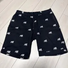Stüssy 黒の動物柄ショートパンツ 32のサムネイル