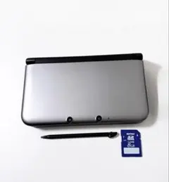 24時間以内に発送✨️ ニンテンドー3DS LL シルバー×ブラック 完動品