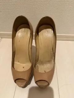 Christian Louboutin ベージュ ハイヒール 36