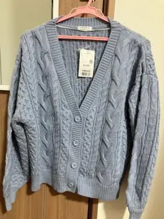 く*☆様 美品/新品未使用 ライトブルー ケーブルニットカーディガン