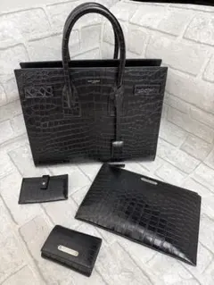 【定価70万円以上】サンローラン クロコセットのサムネイル