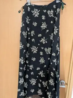 LAURA ASHLEY ローラアシュレイ　ロングスカート11号花柄