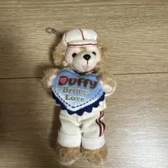 ダッフィー　バレンタイン　ぬいぐるみバッジ