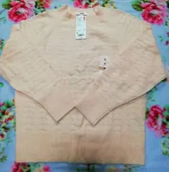 ユニクロ　新品未使用　ニット