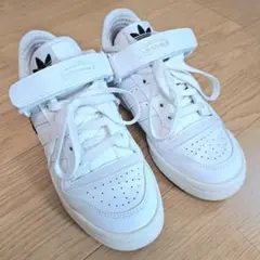 希少 限定 adidas originals atmos FORUMめるる　生見 大人気ファッションモデル・タレント”めるる”がデザイン監修