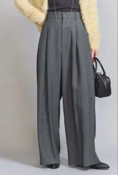 限定値下げ　BEAUTY&YOUTH タックワイドパンツ