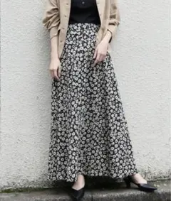 ローリーズファーム くるみボタン Aライン スカート