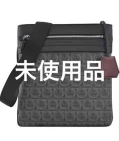 【未使用品】SALVATORE FERRAGAMO ショルダーバッグのサムネイル