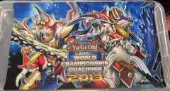 遊戯王 ワールドチャンピオンシップ予選 2016 プレイマット　幻影騎士団1枚 プレイマット『幻影騎士団(WCQ2016)』【-】{-}《プレイマット》