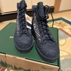 Danner ✖️フランクミューラー　ネイビー柄入りブーツ 新品タグ付きのサムネイル