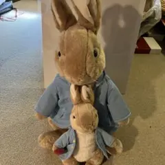 ピーターラビット ビッグぬいぐるみ 座高55cm程度 - メルカリ
