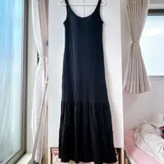 ブラック カップ付きキャミワンピース M