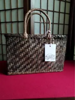 Item thumbnail for item 0a2c3fb9-bff6-4035-9be1-359ff351f0ec