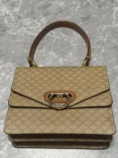 (土日限定値下げ中)CELINE ベージュ ハンドバッグのサムネイル