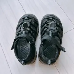 KEEN ブラック サンダル ストラップ付き　17cm