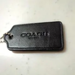 【COACH 】ブラックレザー/タグ/チャーム/チェーン付き