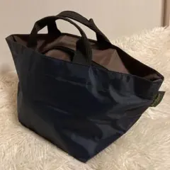 Item thumbnail for item 49ac1b5a-7b57-4ffd-b451-3578b75503f0