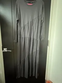 シュガースプーン　ワンピース　フリル　グレー　ロング