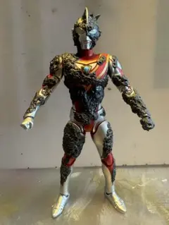 ウルトラマンティガ JUNGLE 光の巨人 - メルカリ