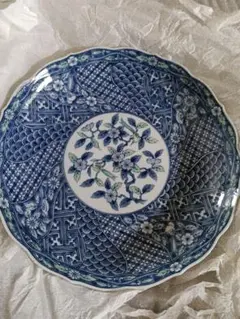 洗浄済 古伊万里 微塵唐草 七寸皿 2枚 - メルカリ