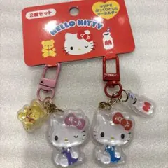 クリアでぷっくりとしたキーホルダー　キティ　アクリルキー　ニコニコ　２個セット
