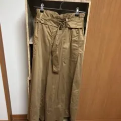 アーバンリサーチのワイドチノパンツ