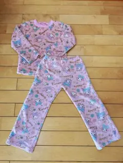 マイメロ　クロミ　パジャマ　長袖　長ズボン　裏起毛　120