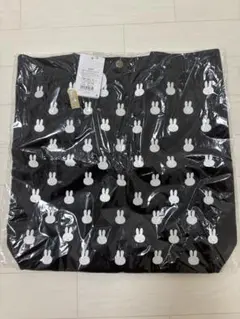 【未使用品タグ付き】ミッフィーブラック トートバッグ