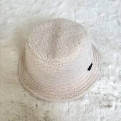 アイボリー　ボアバケハ