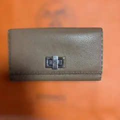 ￼ フェンディ 長財布 ピーカブー ブラウン