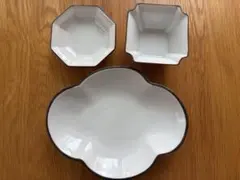 IDEE 白磁 縁錆 皿 小鉢 3点セットのサムネイル