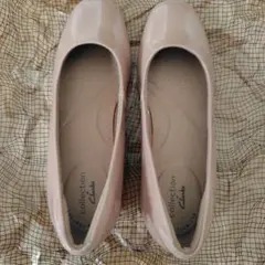 Clarks パンプスベージュのサムネイル