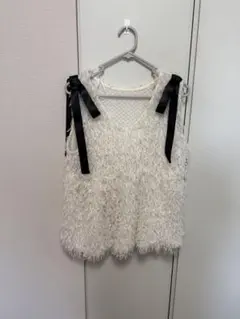 しまむら シャギーベスト L 肩リボン ファー ベスト