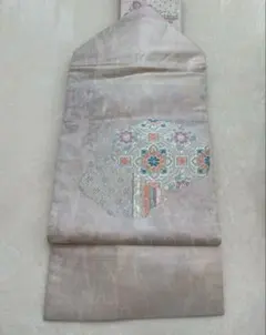 名古屋帯 薄いピンク 花柄刺繍