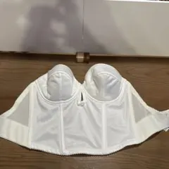 bridal bloom のブライダルインナー ビスチェ E65