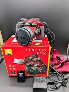 Nikon COOLPIX B700 レッドのサムネイル