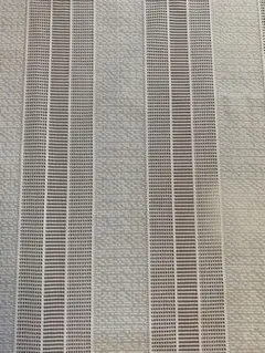 新品　レーステーブルクロス 大判　スミノエ　140×190のサムネイル