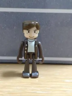 プラキッズ　茶色ジャケット　男性