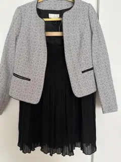 ノーカラーツイードジャケット＆プリーツワンピース セットアップ