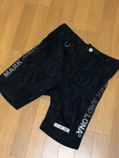 MARK & LONA★52サイズ★ロゴ総柄ハーフパンツ MARK&LONA☆52サイズ☆総柄ハーフパンツ☆ブラック系 - メルカリ