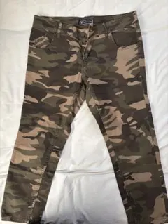 B.S collection カモフラージュ スキニーパンツ