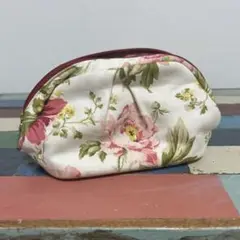 LAURA ASHLEY / ポーチ