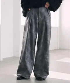 【Spielio】ヴィンテージライクワイドフレア合皮パンツ